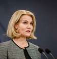 A primeira-ministra da Dinamarca, Helle Thorning-Schmidt, fala à imprensa para anunciar medidas antiterror, em Christiansborg, na Dinamarca, nesta quinta-feira. 19/02/2015  Foto: Simon Skipper / Reuters