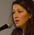 Zineb El Rhazoui, um psicóloga franco-marroquina especialista em religiões, se encontra atualmente na França  Foto: Félix O.J. Fournier / AFP