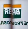 <p>Queda no rating joga mais pressão sobre a Petrobras</p>  Foto: Paulo Whitaker / Reuters