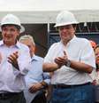 O governador do Piauí, Wellington Dias (PT), e o ministro de Minas e Energia, Eduardo Braga (à direita), durante inauguração de uma subestação em Barras, no Piauí  Foto: Yala Sena / Especial para o Terra