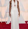 <p>Lupita Nyong'o usou um vestido branco, todo bordado de pérolas da Calvin Klein, com direção criativa do mineiro Francisco Costa. </p>  Foto: Jason Merritt / Getty Images 
