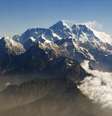 Monte Everest em foto aérea, em Katmandu. 24/04/2010  Foto: Tim Chong / Reuters