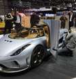 Koenigsegg Regera possui três motores elétricos e um propulsor de 5.0 litros  Foto: AP