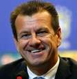 <p>Seleção Brasileira, treinada por Dunga, manteve a posição anterior na lista</p>  Foto: Sergio Moraes / Reuters