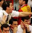 <p>Trata-se do maior nível de fechamento desde 13 de agosto de 2004, quando fechou a R$ 3,021</p>  Foto: Paulo Whitaker / Reuters