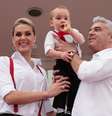 Ana Hickmann e seus Alexandres posam para foto  Foto: Raphael Castello e Thiago Duran / AgNews