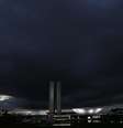 Nuvens carregadas sobre o Congresso Nacional, em Brasília, em janeiro. 22/01/2015  Foto: Ueslei Marcelino / Reuters