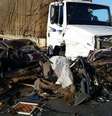 <p>Carro e caminhão colidiram na BR-116</p>  Foto: Anderson Oliveira / vc repórter