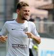 <p>Meia saiu de atividade com dores nas costas</p>  Foto: Ivan Storti / Divulgação Santos FC