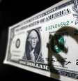 <p>Pacote de estímulos europeu teria derrubado valor da moeda</p>  Foto: Sergio Pérez / Reuters