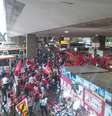 <p>Segundo organizadores, cerca de 1.500 pessoas estão no evento. A PM estima em cerca de 800</p>  Foto: Fernando Diniz / Terra
