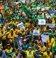 <p>Protestos contra o governo federal em Curitiba</p>  Foto: Rodrigo Lôbo / Fotos Públicas