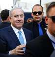 Premiê israelense Netanyahu durante votação em Ashkelon. 17/03/2015.  Foto: Baz Ratner / Reuters