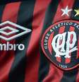 <p>Contrato com a Umbro foi renovado até o final de 2017</p>  Foto: Atlético-PR / Divulgação