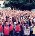 <p>Segundo o Sindicato dos Empregados em Empresas de Asseio e Conservação (Siemaco), todos os 2,5 mil trabalhadores aderiram à greve</p>  Foto: Siemaco Curitiba / Fotos Públicas