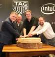 <p>Representantes da Tag Heuer e mebros do Google e Intel no anúncio</p>  Foto: Tag Heuer / Divulgação