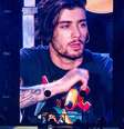 Zayn Malik anunciou saída do One Direction nesta quarta (25)  Foto: Facebook / Reprodução