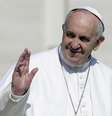 Papa Francisco durante discurso no Vaticano. 18/03/2015  Foto: Max Rossi / Reuters