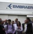 Fábrica da Embraer em São José dos Campos  Foto: Roosevelt Cassio / Reuters