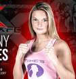 Mellony Geugjes é a nova estrela do XFC  Foto: Divulgação