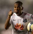 2º - Robinho  atacante brasileiro Outro jogador que movimentou enormes taxas de transferência, mas que nunca cumpriu sua promessa inicial. Robinho agora foi emprestado ao Santos após assombrosas temporadas pelo Milan, avaliou o The Telegraph.  Foto: Friedemann Vogel / Getty Images 
