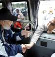 Ex-presidente cubano Fidel Castro fala com uma delegação de venezuelanos, em Havana, segunda-feira, 30 de março de 2015  Foto: Estudios Revolucion / Cubadebate / Reuters