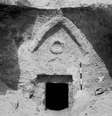 Foto mostra túmulo que alguns acreditam ser de Jesus e sua família, encontrada em Jerusalém na década de 1980  Foto: The Independent / Reprodução