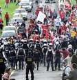 <p>Confronto teve início quando eles tentaram se aproximar da Chapelaria</p>  Foto: Câmara dos Deputados / Divulgação