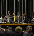 Emendas ao projeto ainda serão votadas na Câmara. Depois, proposta passa pelo Senado e pela Presidência  Foto: Wilson Dias / ABr