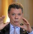 O presidente da Colômbia, Juan Manuel Santos, concede entrevista à Reuters no palácio presidencial em Bogotá nesta semana. 07/04/2015  Foto: José Miguel Gómez / Reuters