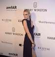 <p>Carol Trentini esteve no baile de gala anual da amfAR.</p>  Foto: Francisco Cepeda e Leo Franco / AgNews