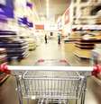 No bimestre, as vendas em supermercados caíram 0,36%  Foto: iStock