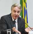 <p>Ant&ocirc;nio Jos&eacute; de Barros&nbsp;sugeriu que&nbsp;vencimentos dos terceirizados n&atilde;o possam ser inferiores a 80% do sal&aacute;rio dos empregados concursados</p>  Foto: Agência Senado