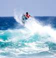Medina não vem tendo facilidade em sua primeira temporada como campeão mundial  Foto: WSL / Divulgação