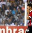 São Paulo não vai exercer preferência de compra por Pato; Corinthians pede 10 milhões de euros pelo jogador  Foto: Marcos Bezerra / Futura Press