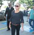 Xuxa compareceu no velório de Roberto Talma  Foto: Marcello Sá Barretto e Anderson Borde  / AgNews