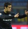 Hernanes fez um belo gol para abrir o placar  Foto: Olivier Morin / AFP