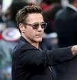 Robert Downey Jr. posa na première de "Vingadores: Era de Ultron", em Londres. 21/04/2015  Foto: Stefan Wermuth / Reuters