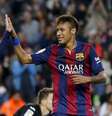 Lionel Messi (esquerda) e Neymar, do Barcelona, comemoram gol de Xavi Hernandez contra o Getafe durante jogo no Camp Nou, em Barcelona, na Espanha, nesta terça-feira. 28/04/2015  Foto: Gustau Nacarino / Reuters