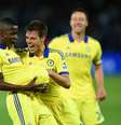 Ramires fez o terceiro gol da vitória que deixou time perto do pentacampeonato inglês  Foto: Michael Regan / Getty Images