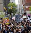 Manifestantes protestam em Baltimore (29/04/2015)  Foto: Eric Thayer / Reuters