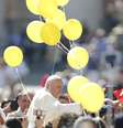 Papa Francisco na Praça de São Pedro, no Vaticano. 13/05/2015  Foto: Giampiero Sposito / Reuters
