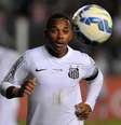 Robinho está de saída do Santos  Foto: Ricardo Saibun / Divulgação Santos FC