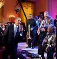 Obama e B.B. King cantaram juntos em show do músico na Casa Branca, em 2012  Foto: The White House / Getty Images