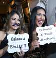 Amanda mandou uma indireta durante a festa. Será que foi para Fernando e Aline?  Foto: Thiago Duran / AgNews