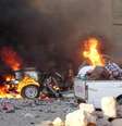 Carro em chamas durante confrontos na cidade iraquiana de Ramadi. 16/05/2015  Foto: Stringer / Reuters