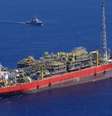 Navio plataforma que prestava serviços para a Petrobras no Espírito Santo  Foto: Divulgação / Marinha do Brasil