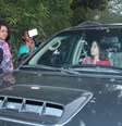 Fernanda Torres e marido chegam de carro para a cerimônia no Rio   Foto: Marcello Sá Barretto / AgNews