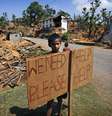 Doadores internacionais se comprometeram a ajudar financeiramente Nepal após terremotos de 2014  Foto: Niranjan Shrestha / AP