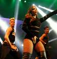 Anitta durante apresentação  Foto: Anderson Borde / AgNews